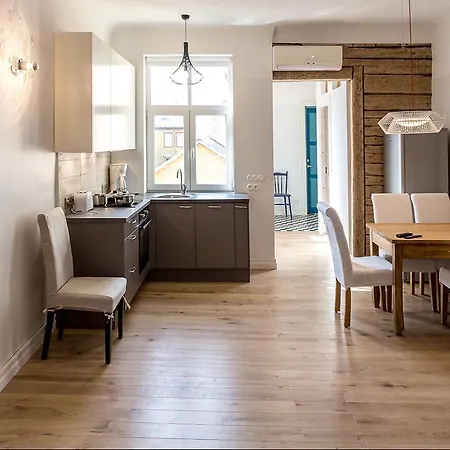 Aia Vacation Apartment *